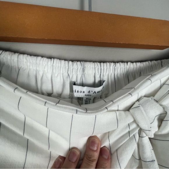 Faux wrap Pin striped mini skirt - Picture 3 of 7